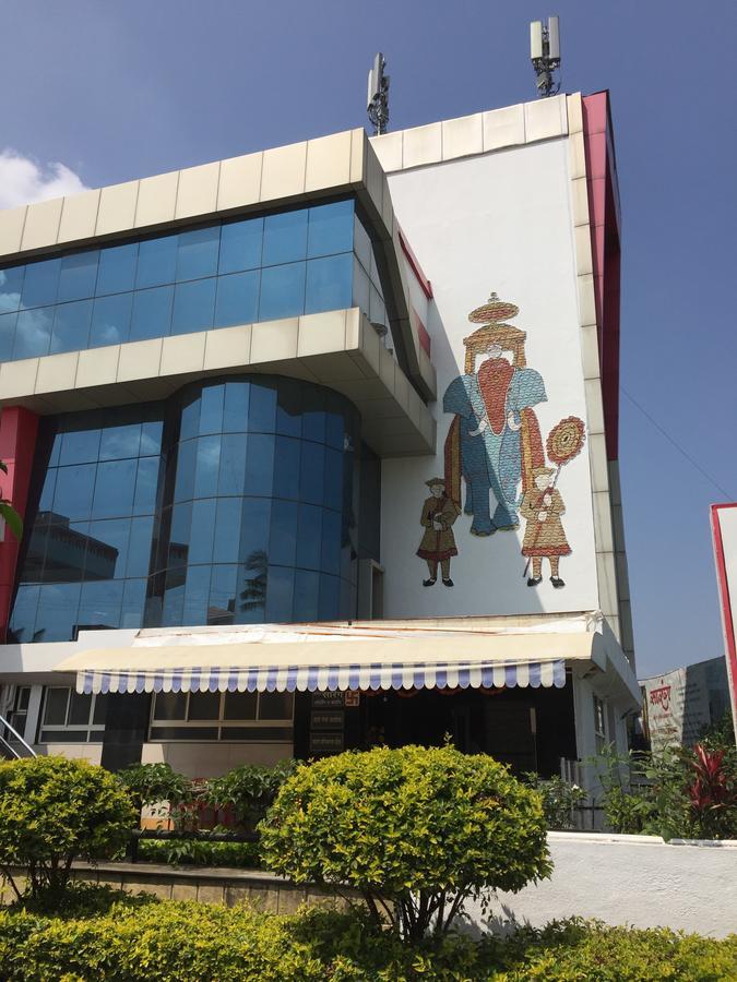 Sarang Lodging & Boarding Villa Satara Exterior photo